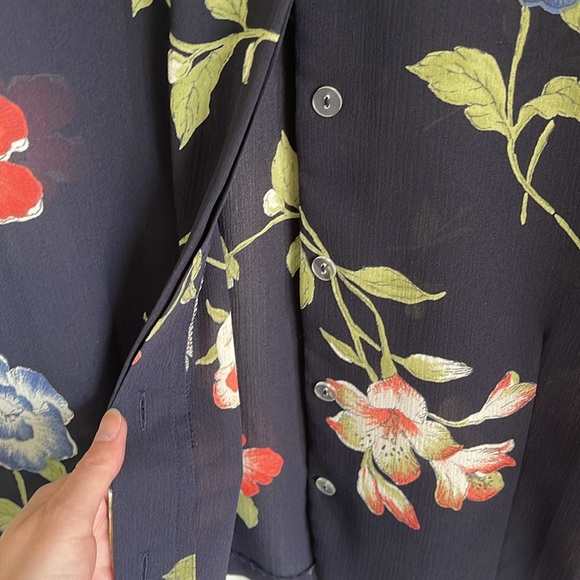 vintage floral blouse, button up size 12 - Picture 3 of 3
